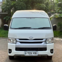gallery_mobil-bekas-mobil123-toyota-hiace-commuter-van-indonesia_copy_b45af722-89f7-4bde-8c07-92e4c9527ca6.jpg
